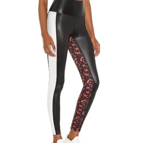 Beach Riot Sport Black White Torte Leggings Sz. L - Picture 2 of 6